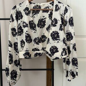 Local Boutique GEM Flowy Wrap Crop Top (S)